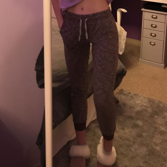 🍒3 for $12 - Garage Sweatpants - Picture 6 of 6